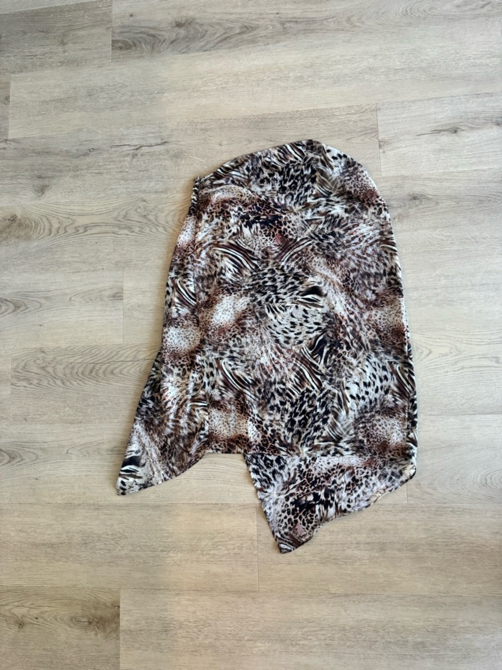 Revolve Lioness Halter Top and Skirt in Chocolate Anima size medium - Picture 5 of 8